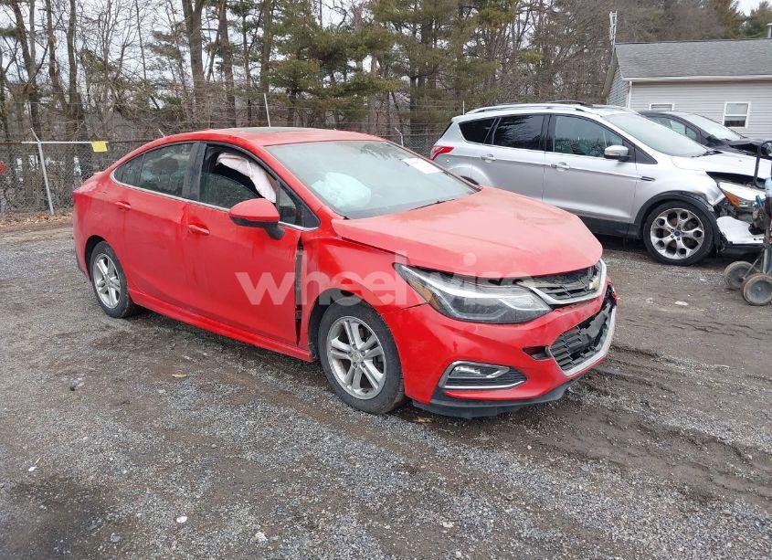 2016 Chevrolet Cruze LT AUTO (VIN 1G1BE5SM2G7268324) main photo
