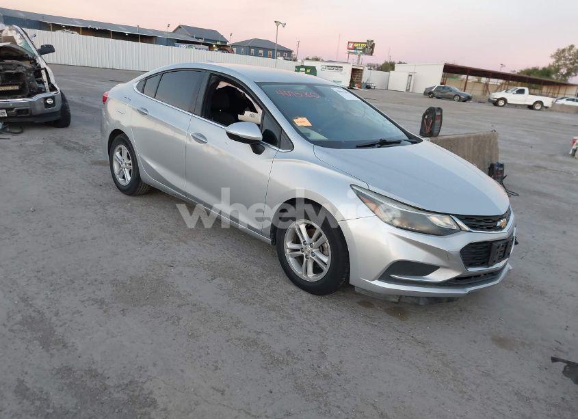 2016 Chevrolet Cruze LT AUTO (VIN 1G1BE5SM2G7269697) main photo