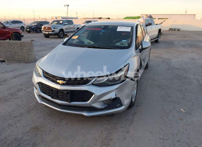 Photo 10 of 2016 Chevrolet Cruze LT AUTO (VIN 1G1BE5SM2G7269697)