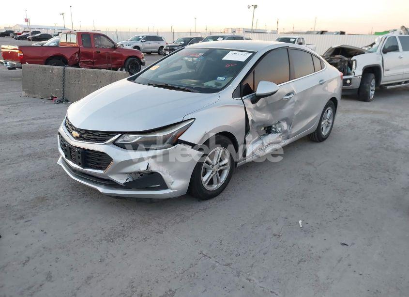 Photo 2 of 2016 Chevrolet Cruze LT AUTO (VIN 1G1BE5SM2G7269697)