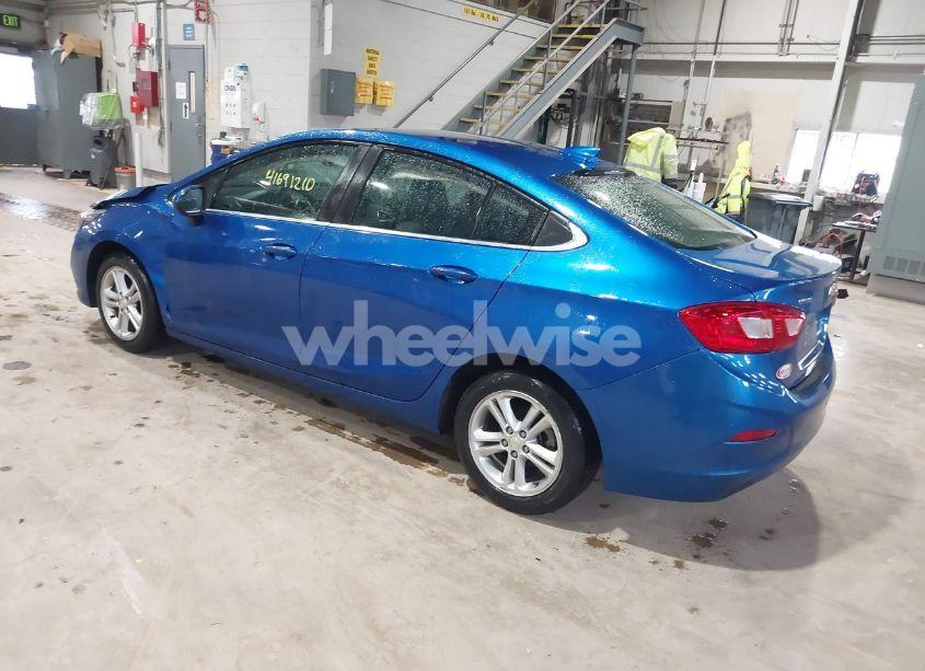 Photo 3 of 2016 Chevrolet Cruze LT AUTO (VIN 1G1BE5SM2G7274396)