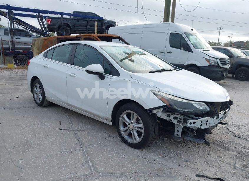 2016 Chevrolet Cruze LT AUTO (VIN 1G1BE5SM2G7282885) main photo