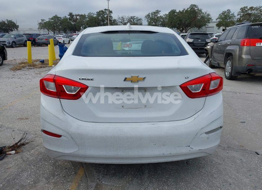 Photo 16 of 2016 Chevrolet Cruze LT AUTO (VIN 1G1BE5SM2G7282885)