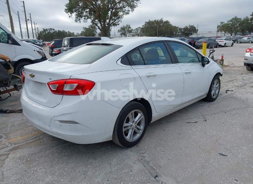 Photo 4 of 2016 Chevrolet Cruze LT AUTO (VIN 1G1BE5SM2G7282885)