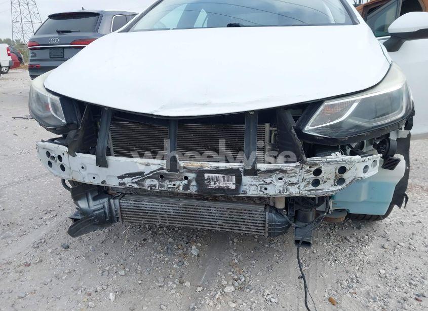 Photo 6 of 2016 Chevrolet Cruze LT AUTO (VIN 1G1BE5SM2G7282885)