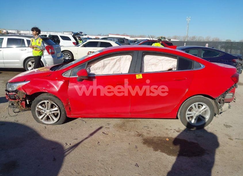Photo 14 of 2016 Chevrolet Cruze LT AUTO (VIN 1G1BE5SM2G7283096)