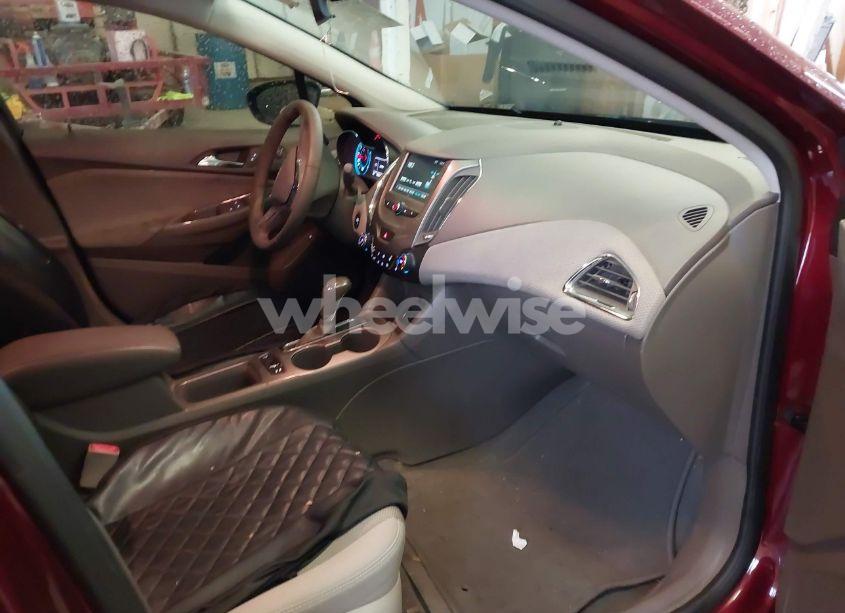 Photo 5 of 2016 Chevrolet Cruze LT AUTO (VIN 1G1BE5SM2G7284393)