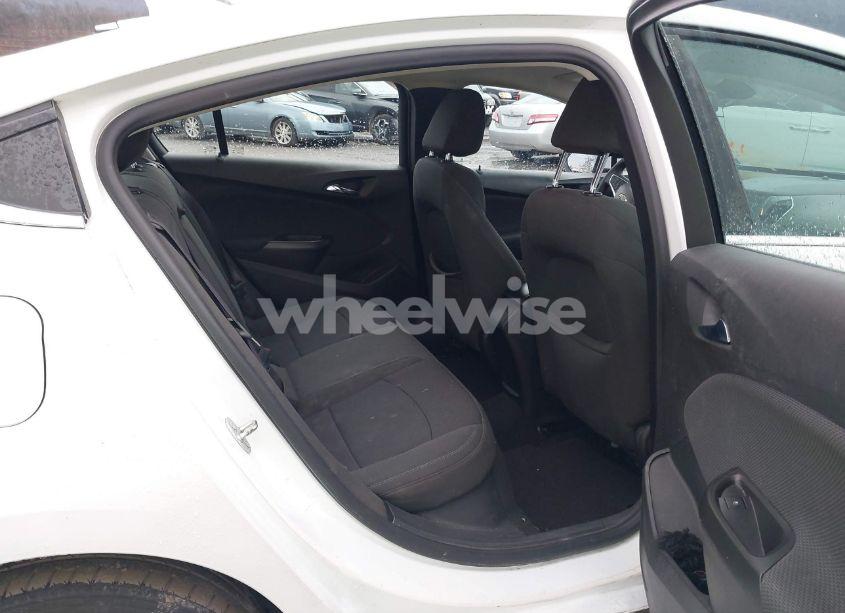 Photo 8 of 2016 Chevrolet Cruze LT AUTO (VIN 1G1BE5SM2G7291179)