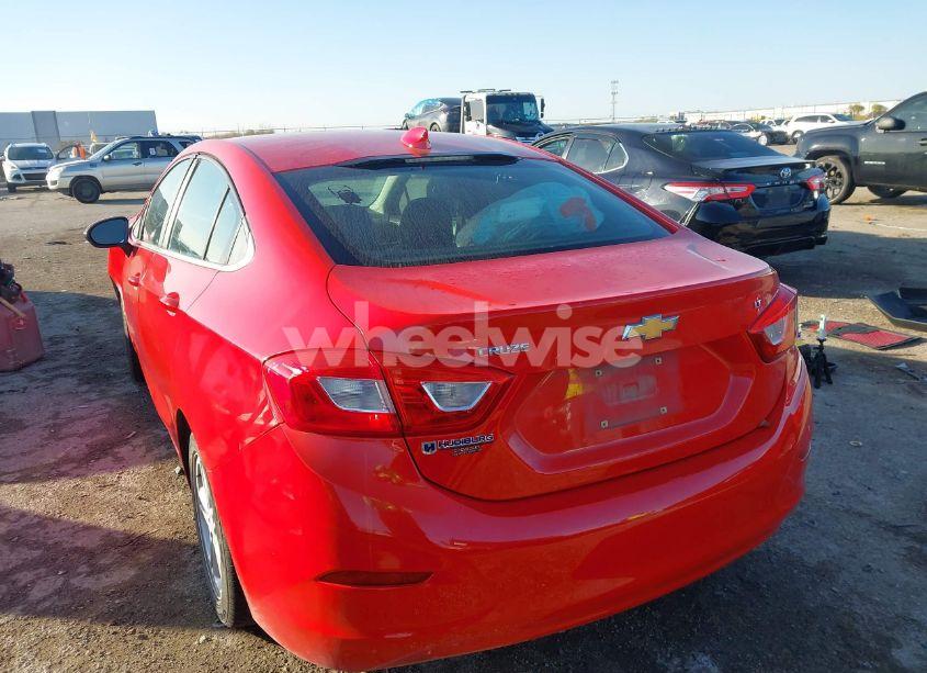 Photo 3 of 2016 Chevrolet Cruze LT AUTO (VIN 1G1BE5SM2G7299119)