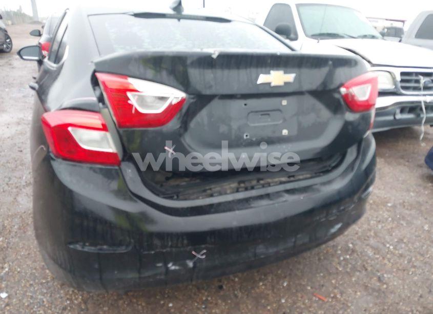 Photo 6 of 2016 Chevrolet Cruze LT AUTO (VIN 1G1BE5SM2G7302391)