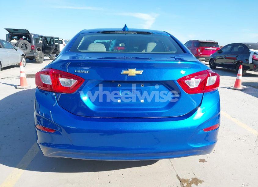 Photo 16 of 2017 Chevrolet Cruze LT AUTO (VIN 1G1BE5SM2H7116867)