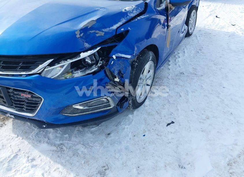 Photo 5 of 2017 Chevrolet Cruze LT AUTO (VIN 1G1BE5SM2H7117985)