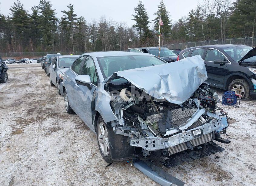 Photo 12 of 2017 Chevrolet Cruze LT AUTO (VIN 1G1BE5SM2H7121535)