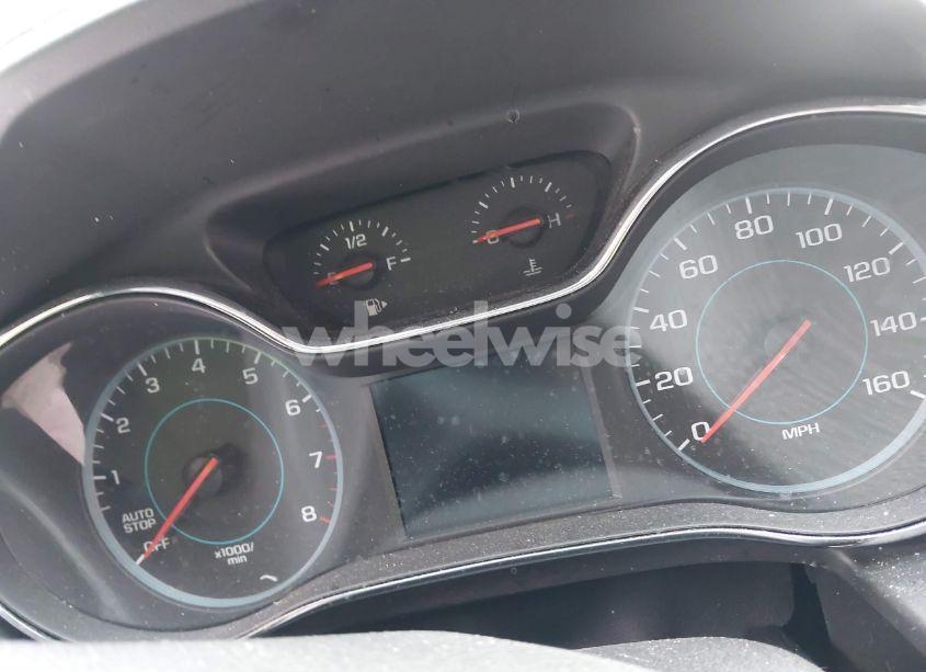 Photo 7 of 2017 Chevrolet Cruze LT AUTO (VIN 1G1BE5SM2H7121535)