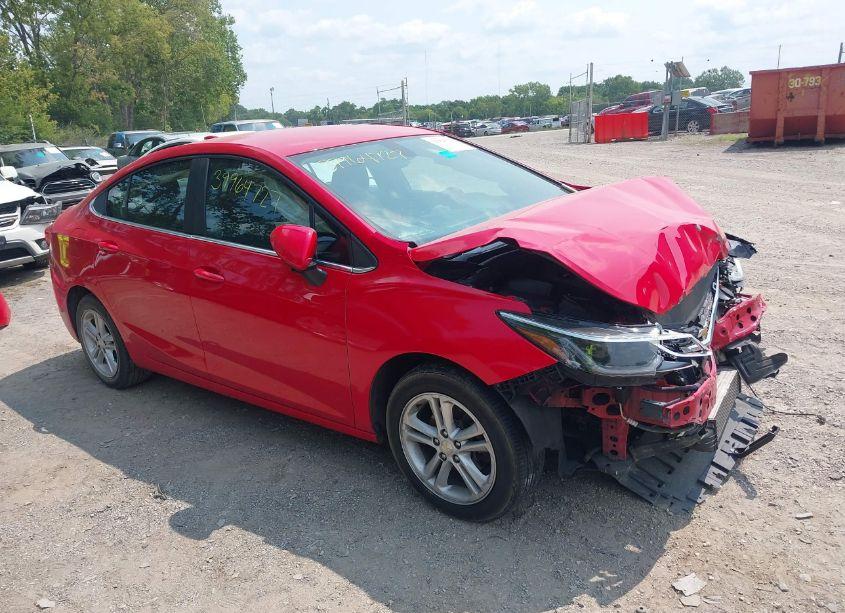 2017 Chevrolet Cruze LT AUTO (VIN 1G1BE5SM2H7134463) main photo