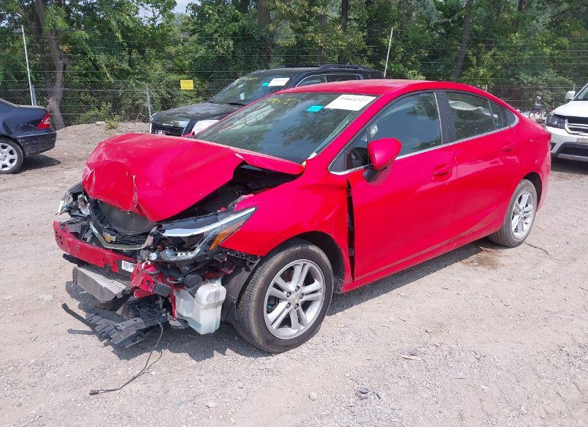 Photo 2 of 2017 Chevrolet Cruze LT AUTO (VIN 1G1BE5SM2H7134463)