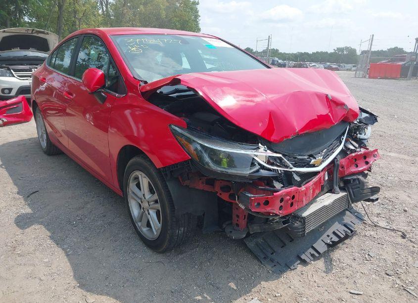 Photo 6 of 2017 Chevrolet Cruze LT AUTO (VIN 1G1BE5SM2H7134463)