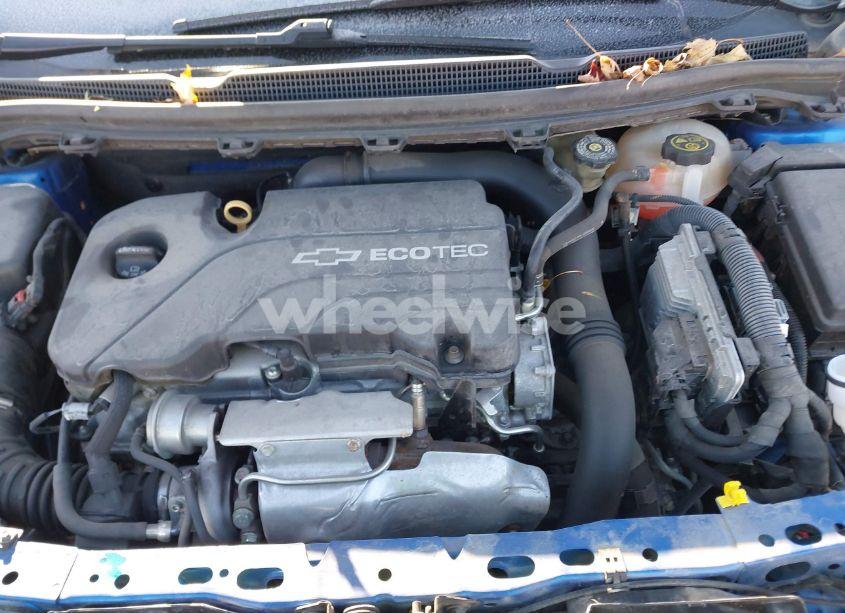 Photo 10 of 2017 Chevrolet Cruze LT AUTO (VIN 1G1BE5SM2H7149027)