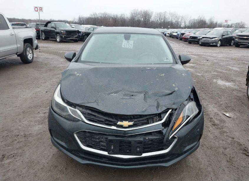 Photo 6 of 2017 Chevrolet Cruze LT AUTO (VIN 1G1BE5SM2H7149111)