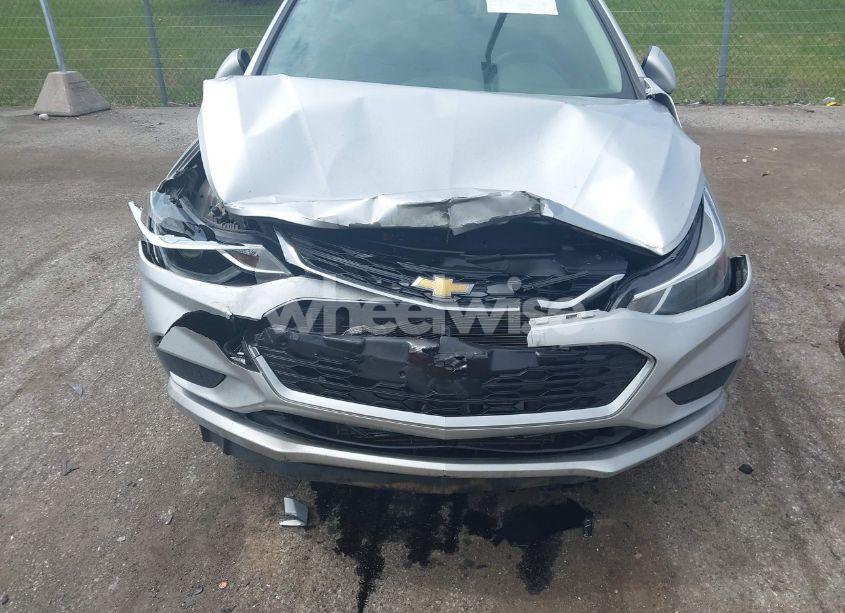 Photo 6 of 2017 Chevrolet Cruze LT AUTO (VIN 1G1BE5SM2H7171545)