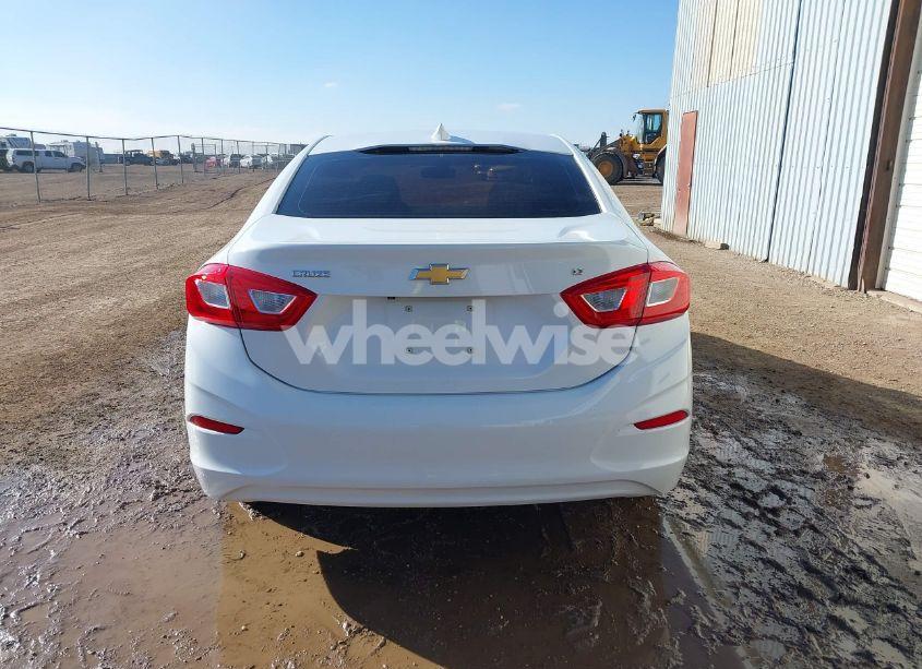 Photo 17 of 2017 Chevrolet Cruze LT AUTO (VIN 1G1BE5SM2H7171951)