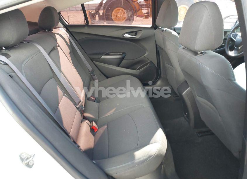 Photo 8 of 2017 Chevrolet Cruze LT AUTO (VIN 1G1BE5SM2H7171951)