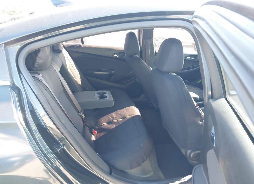 Photo 8 of 2017 Chevrolet Cruze LT AUTO (VIN 1G1BE5SM2H7183808)