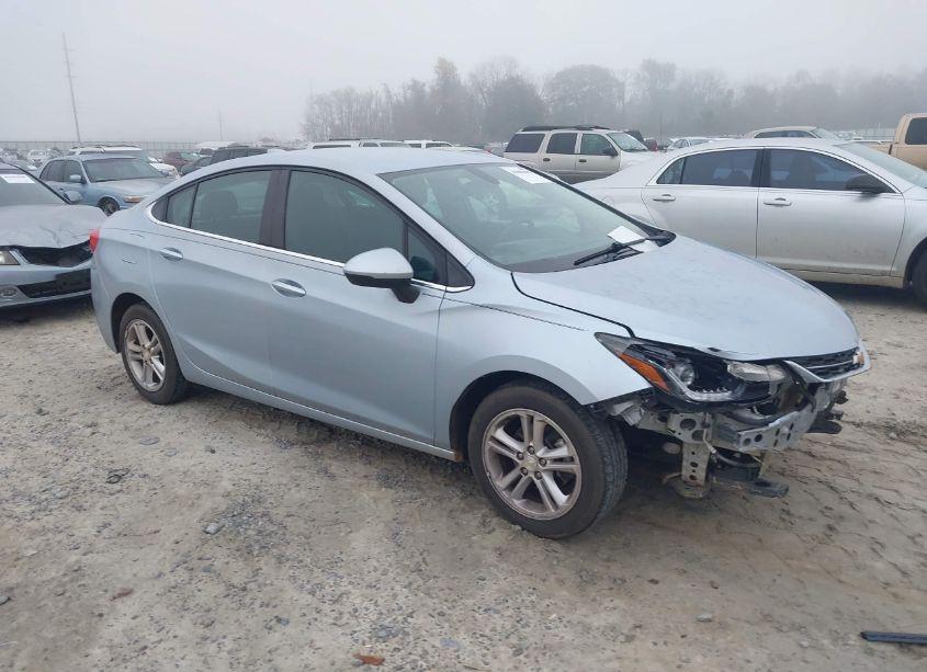 2017 Chevrolet Cruze LT AUTO (VIN 1G1BE5SM2H7190077) main photo