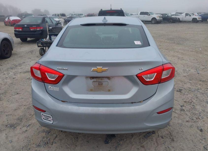 Photo 16 of 2017 Chevrolet Cruze LT AUTO (VIN 1G1BE5SM2H7190077)