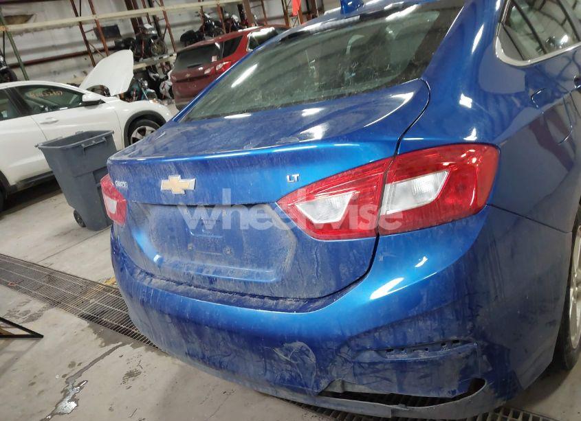 Photo 16 of 2017 Chevrolet Cruze LT AUTO (VIN 1G1BE5SM2H7234241)