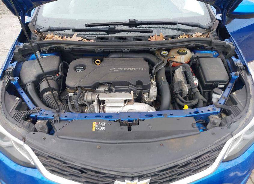 Photo 10 of 2017 Chevrolet Cruze LT AUTO (VIN 1G1BE5SM2H7237477)