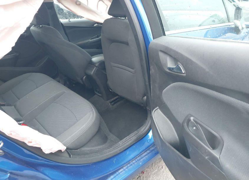 Photo 8 of 2017 Chevrolet Cruze LT AUTO (VIN 1G1BE5SM2H7237477)