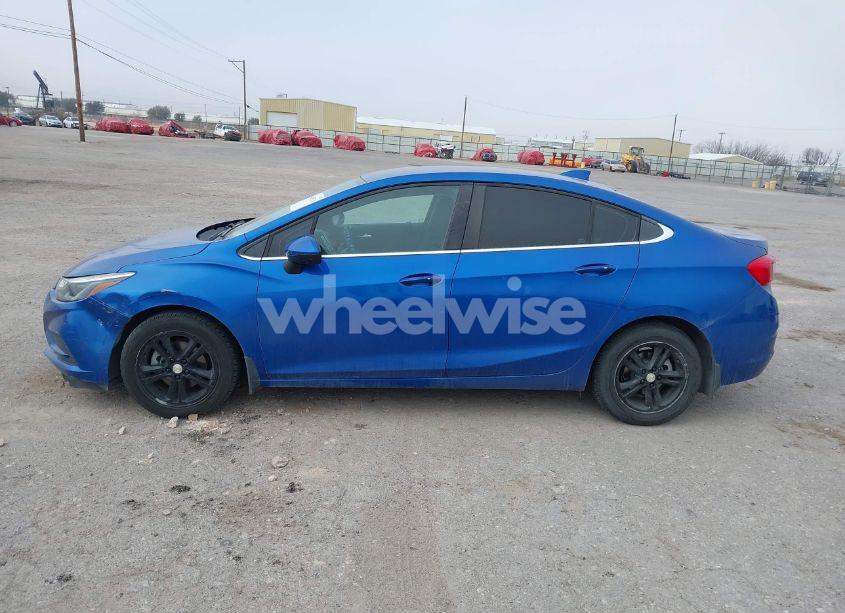 Photo 14 of 2017 Chevrolet Cruze LT AUTO (VIN 1G1BE5SM2H7252514)