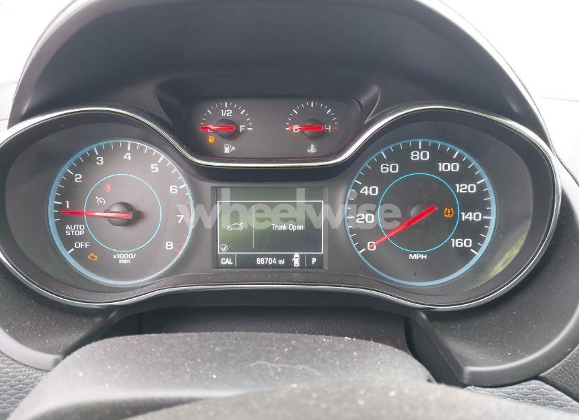 Photo 7 of 2017 Chevrolet Cruze LT AUTO (VIN 1G1BE5SM2H7252514)