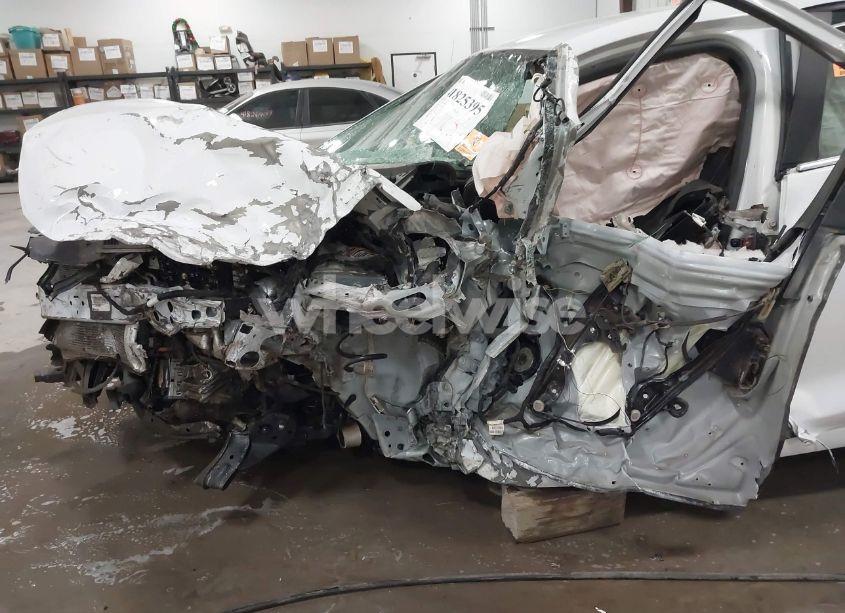 Photo 6 of 2017 Chevrolet Cruze LT AUTO (VIN 1G1BE5SM2H7260399)