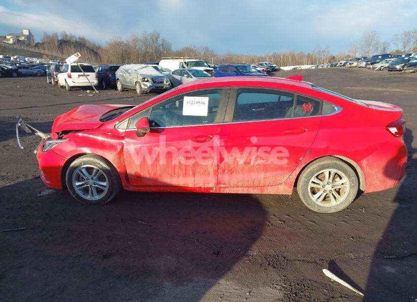 Photo 14 of 2017 Chevrolet Cruze LT AUTO (VIN 1G1BE5SM2H7269684)