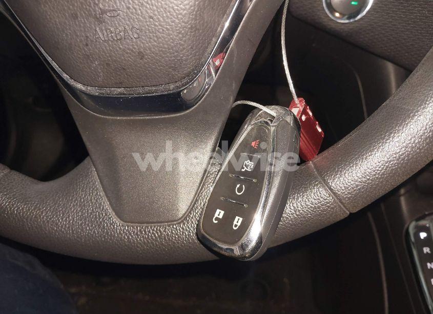 Photo 11 of 2018 Chevrolet Cruze LT AUTO (VIN 1G1BE5SM2J7104448)