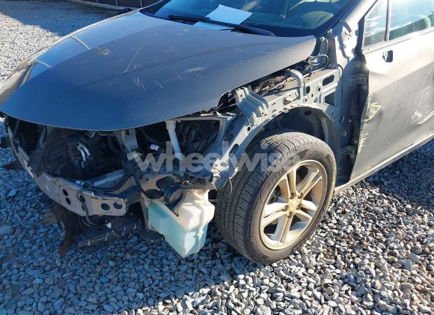 Photo 18 of 2018 Chevrolet Cruze LT AUTO (VIN 1G1BE5SM2J7111450)