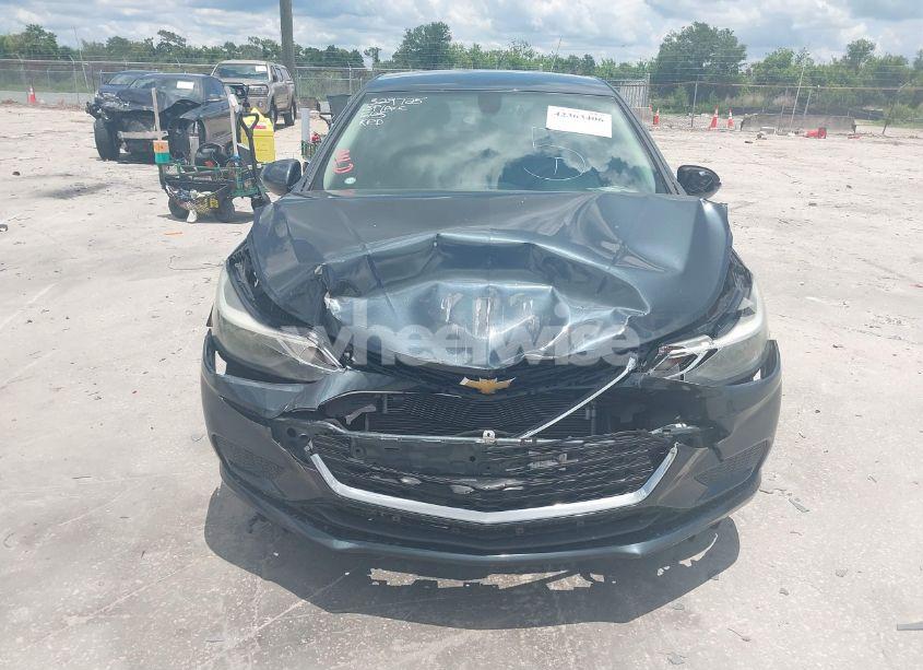 Photo 12 of 2018 Chevrolet Cruze LT AUTO (VIN 1G1BE5SM2J7115773)