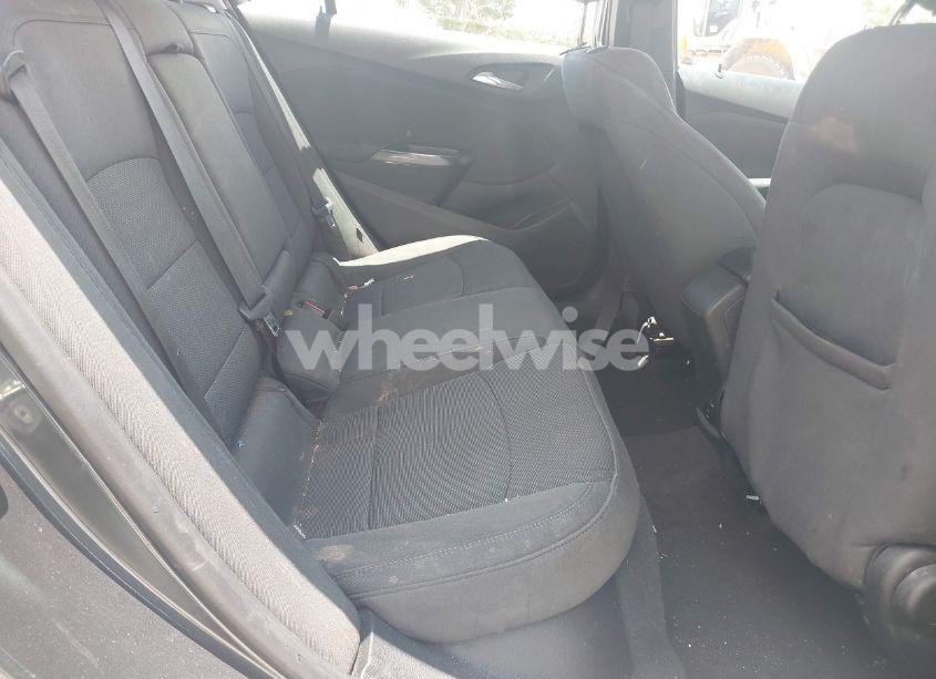 Photo 8 of 2018 Chevrolet Cruze LT AUTO (VIN 1G1BE5SM2J7115773)