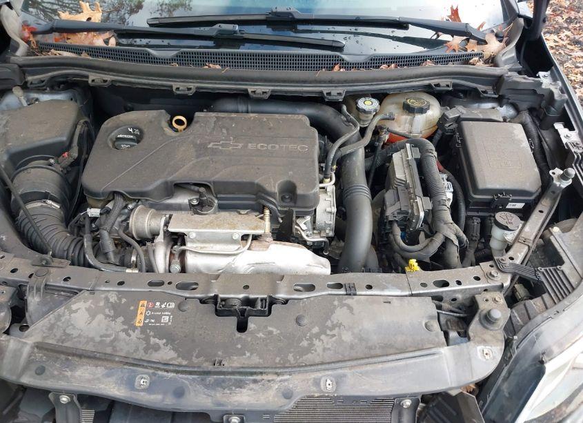 Photo 10 of 2018 Chevrolet Cruze LT AUTO (VIN 1G1BE5SM2J7124697)