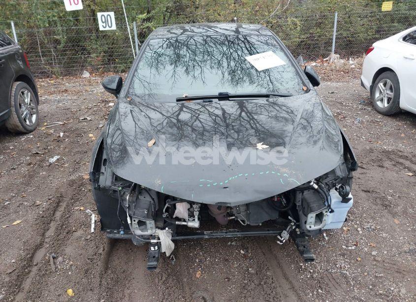 Photo 6 of 2018 Chevrolet Cruze LT AUTO (VIN 1G1BE5SM2J7149163)