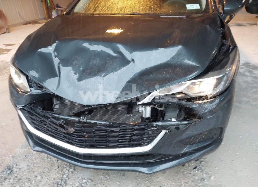 Photo 6 of 2018 Chevrolet Cruze LT AUTO (VIN 1G1BE5SM2J7176475)