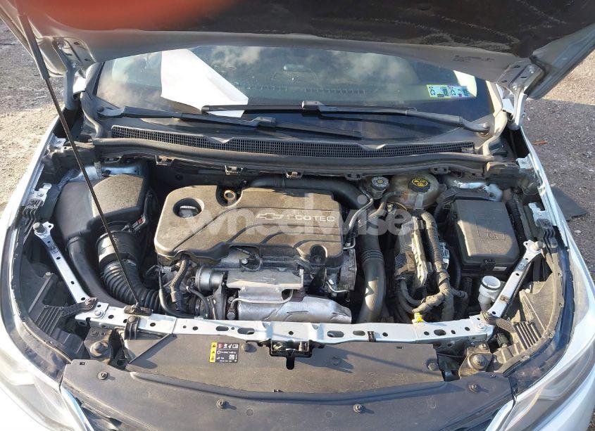 Photo 10 of 2018 Chevrolet Cruze LT AUTO (VIN 1G1BE5SM2J7193955)