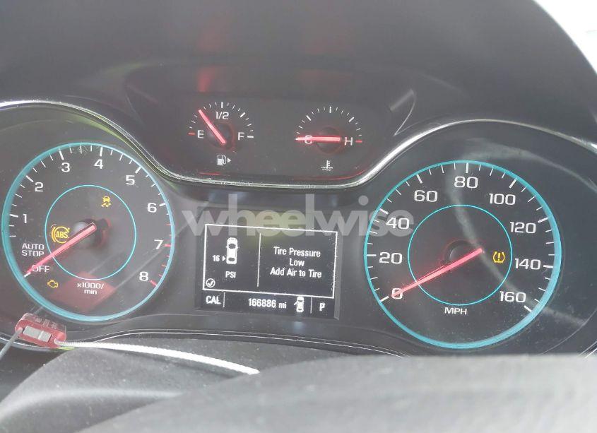 Photo 7 of 2018 Chevrolet Cruze LT AUTO (VIN 1G1BE5SM2J7200032)