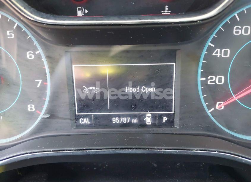 Photo 15 of 2018 Chevrolet Cruze LT AUTO (VIN 1G1BE5SM2J7212326)