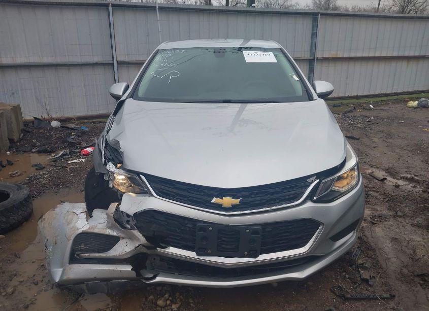 Photo 12 of 2018 Chevrolet Cruze LT AUTO (VIN 1G1BE5SM2J7237257)