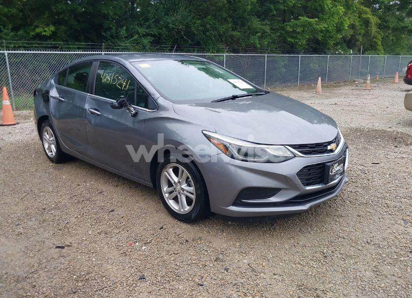2018 Chevrolet Cruze LT AUTO (VIN 1G1BE5SM2J7240594) main photo
