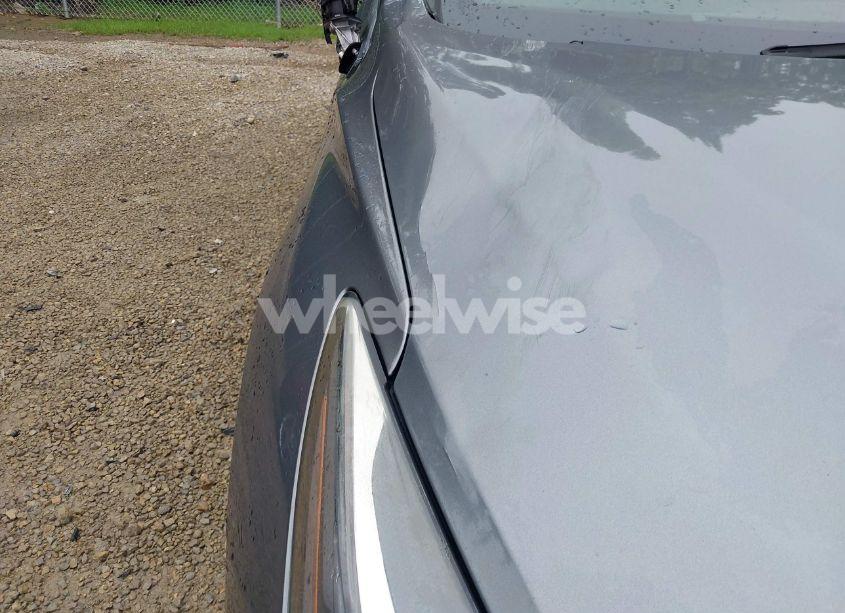 Photo 6 of 2018 Chevrolet Cruze LT AUTO (VIN 1G1BE5SM2J7240594)