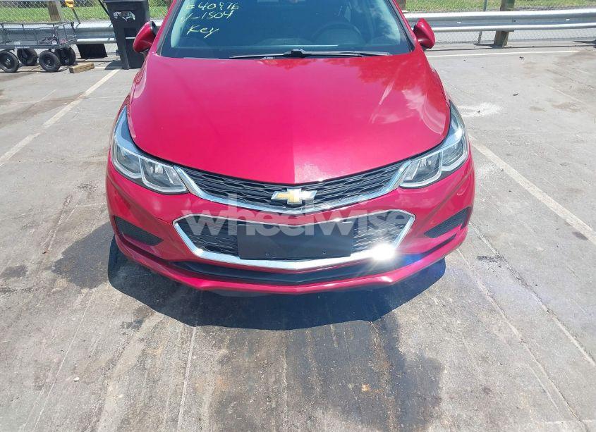 Photo 12 of 2019 Chevrolet Cruze LT (VIN 1G1BE5SM2K7101504)